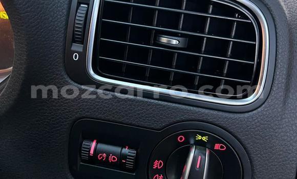 Nunua Ilio tumika Volkswagen Polo Bluu Gari ndani ya Maputo nchini Maputo Nunua Ilio tumika Volkswagen Polo Bluu Gari ndani ya Maputo nchini Maputo