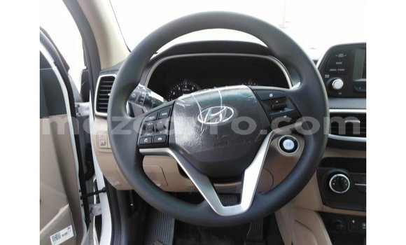 Comprar Importar Hyundai Tucson Branco Carro em Import - Dubai em Cabo Delgado Comprar Importar Hyundai Tucson Branco Carro em Import - Dubai em Cabo Delgado