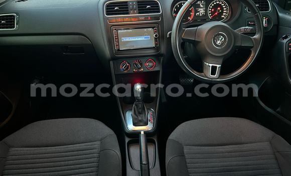 Nunua Ilio tumika Volkswagen Polo Bluu Gari ndani ya Maputo nchini Maputo Nunua Ilio tumika Volkswagen Polo Bluu Gari ndani ya Maputo nchini Maputo