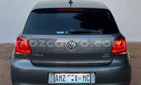 Nunua Ilio tumika Volkswagen Polo Bluu Gari ndani ya Maputo nchini Maputo Nunua Ilio tumika Volkswagen Polo Bluu Gari ndani ya Maputo nchini Maputo