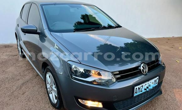 Nunua Ilio tumika Volkswagen Polo Bluu Gari ndani ya Maputo nchini Maputo Nunua Ilio tumika Volkswagen Polo Bluu Gari ndani ya Maputo nchini Maputo