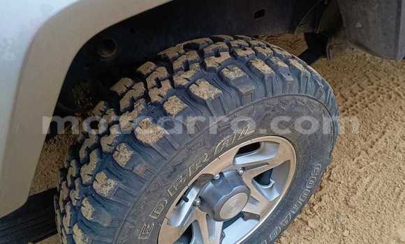 Comprar Usado Toyota Land Cruiser Branco Carro em Maputo em Maputo Comprar Usado Toyota Land Cruiser Branco Carro em Maputo em Maputo
