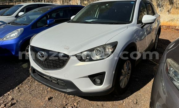 Comprar Novo Mazda CX-5 Branco Carro em Maputo em Maputo Comprar Novo Mazda CX-5 Branco Carro em Maputo em Maputo