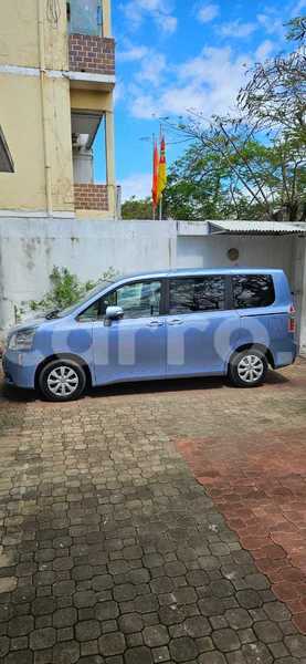 Big with watermark toyota noah maputo maputo 23865