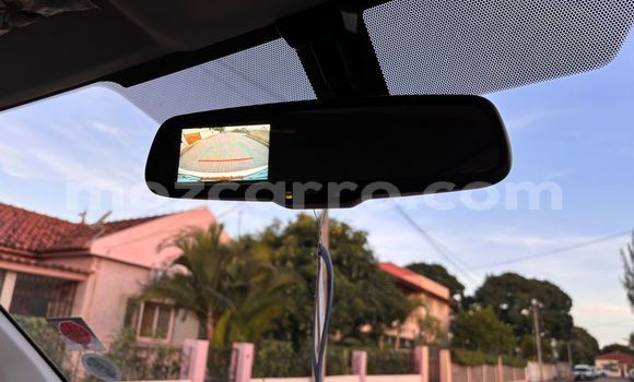 Buy New Toyota Hiace White Car in Maputo in Maputo Buy New Toyota Hiace White Car in Maputo in Maputo