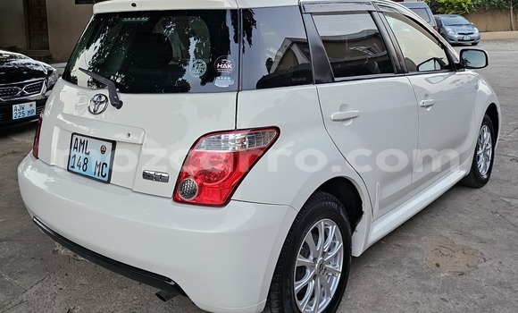 Buy New Toyota IST White Car in Maputo in Maputo Buy New Toyota IST White Car in Maputo in Maputo
