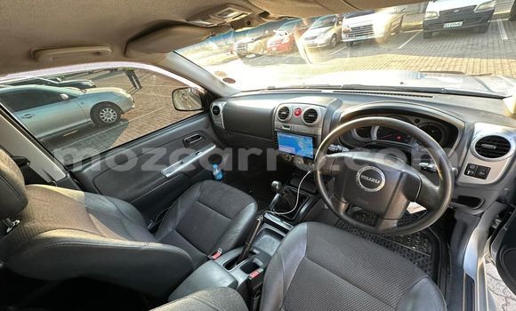 Tenga Tsaru Isuzu D-MAX Sirivha Mota in Maputo in Maputo Tenga Tsaru Isuzu D-MAX Sirivha Mota in Maputo in Maputo