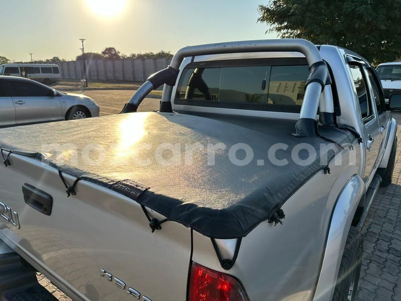 Big with watermark isuzu d max maputo maputo 23869