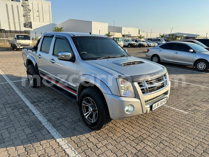 Big with watermark isuzu d max maputo maputo 23869