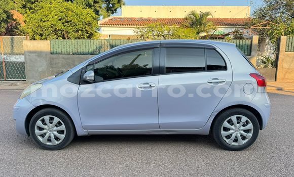 Nunua Ilio tumika Toyota Vitz Bluu Gari ndani ya Maputo nchini Maputo Nunua Ilio tumika Toyota Vitz Bluu Gari ndani ya Maputo nchini Maputo