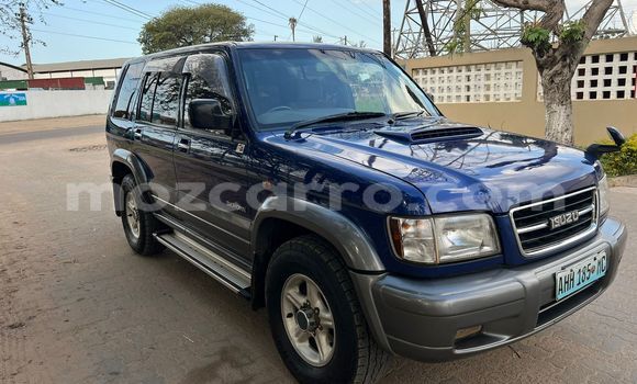 Comprar Usado Isuzu Bighorn Azul Carro em Maputo em Maputo