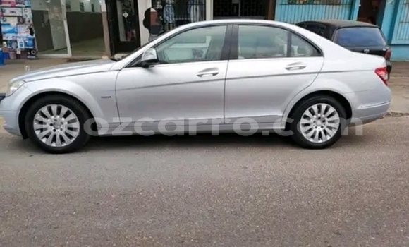 Nunua Ilio tumika Mercedes-Benz C180 coupe Nyingine Gari ndani ya Maputo nchini Maputo Nunua Ilio tumika Mercedes-Benz C180 coupe Nyingine Gari ndani ya Maputo nchini Maputo