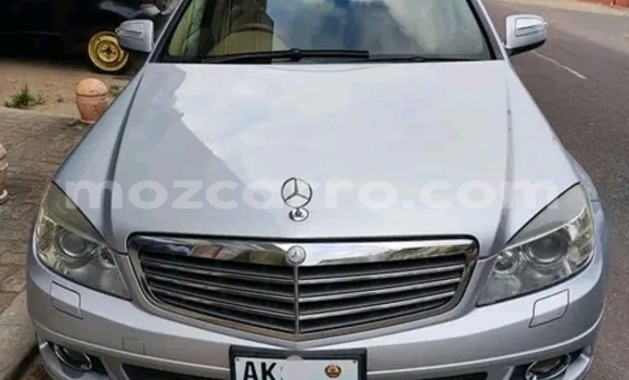 Nunua Ilio tumika Mercedes-Benz C180 coupe Nyingine Gari ndani ya Maputo nchini Maputo Nunua Ilio tumika Mercedes-Benz C180 coupe Nyingine Gari ndani ya Maputo nchini Maputo