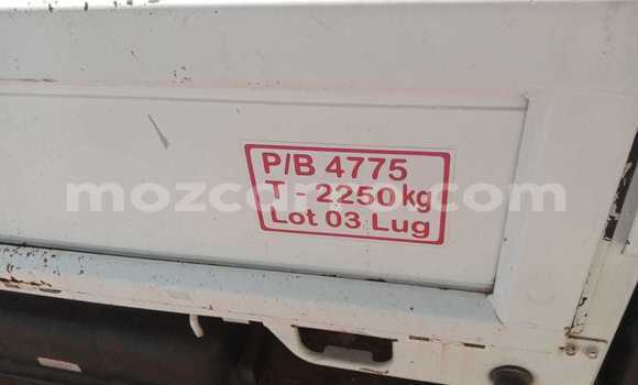 Nunua Ilio tumika Mitsubishi Canter Nyeupe Lori ndani ya Maputo nchini Maputo Nunua Ilio tumika Mitsubishi Canter Nyeupe Lori ndani ya Maputo nchini Maputo
