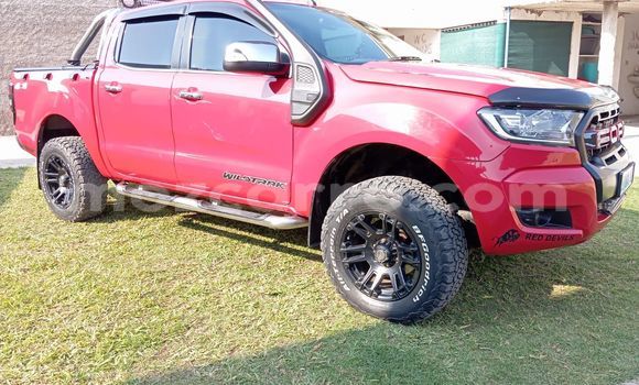 Nunua Ilio tumika Mazda BT-50 Nyekundu Gari ndani ya Maputo nchini Maputo Nunua Ilio tumika Mazda BT-50 Nyekundu Gari ndani ya Maputo nchini Maputo