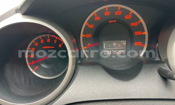 Nunua Ilio tumika Honda Fit Aria Nyekundu Gari ndani ya Maputo nchini Maputo Nunua Ilio tumika Honda Fit Aria Nyekundu Gari ndani ya Maputo nchini Maputo