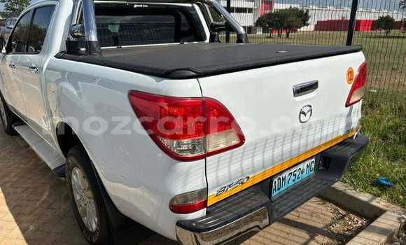 Tenga Tsaru Mazda BT-50 Chena Mota in Maputo in Maputo Tenga Tsaru Mazda BT-50 Chena Mota in Maputo in Maputo