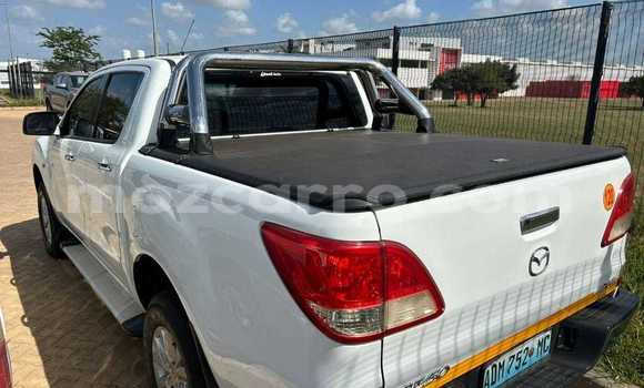 Tenga Tsaru Mazda BT-50 Chena Mota in Maputo in Maputo Tenga Tsaru Mazda BT-50 Chena Mota in Maputo in Maputo