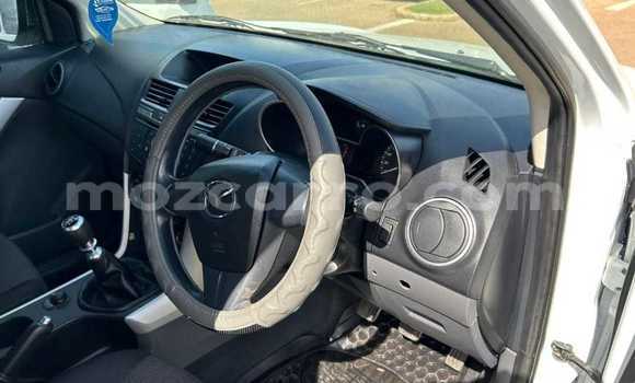 Tenga Tsaru Mazda BT-50 Chena Mota in Maputo in Maputo Tenga Tsaru Mazda BT-50 Chena Mota in Maputo in Maputo