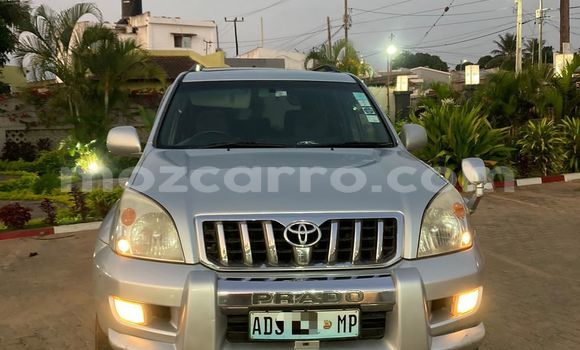 Tenga Tsaru Toyota Land Cruiser Prado Sirivha Mota in Maputo in Maputo Tenga Tsaru Toyota Land Cruiser Prado Sirivha Mota in Maputo in Maputo