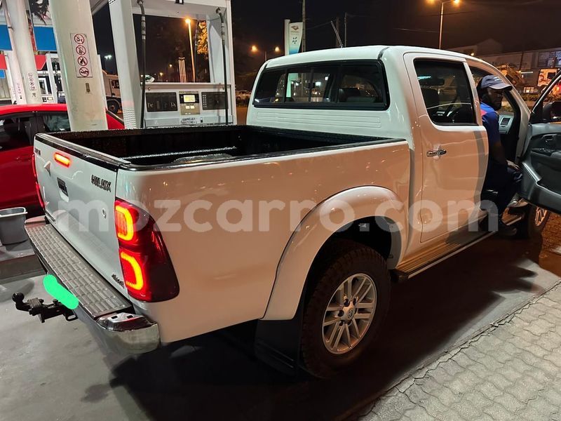 Big with watermark toyota hilux maputo maputo 23896