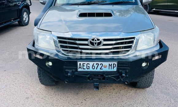 Comprar Novo Toyota Hilux Prata Carro em Maputo em Maputo Comprar Novo Toyota Hilux Prata Carro em Maputo em Maputo