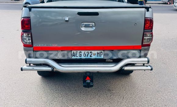 Comprar Novo Toyota Hilux Prata Carro em Maputo em Maputo Comprar Novo Toyota Hilux Prata Carro em Maputo em Maputo