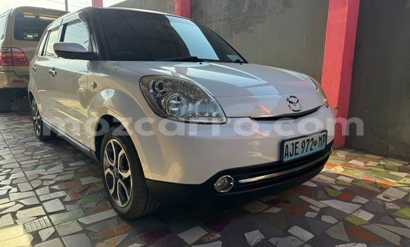 Nunua Ilio tumika Mazda Verisa Nyeupe Gari ndani ya Maputo nchini Maputo Nunua Ilio tumika Mazda Verisa Nyeupe Gari ndani ya Maputo nchini Maputo