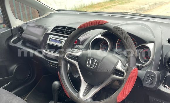 Comprar Usado Honda Fit Preto Carro em Maputo em Maputo Comprar Usado Honda Fit Preto Carro em Maputo em Maputo