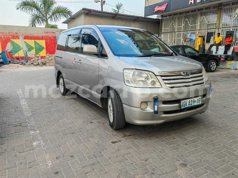 Big with watermark toyota noah maputo maputo 23918