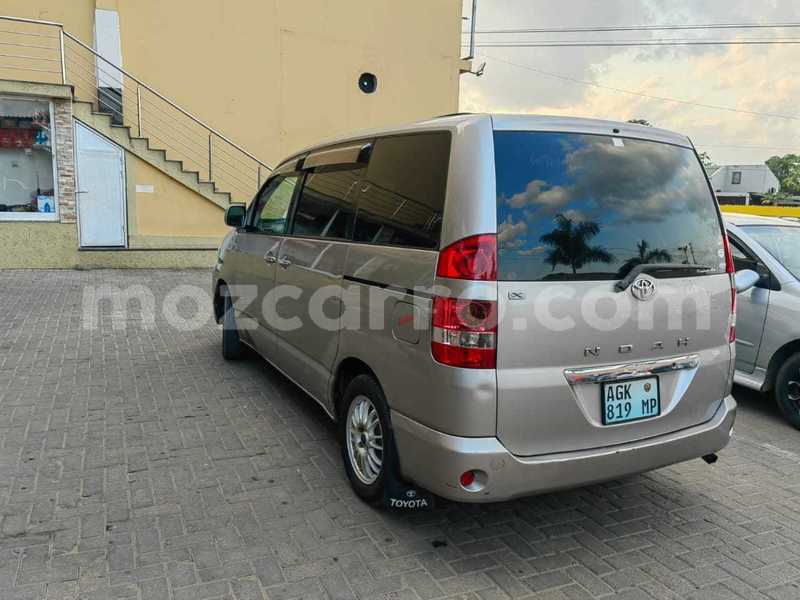 Big with watermark toyota noah maputo maputo 23918