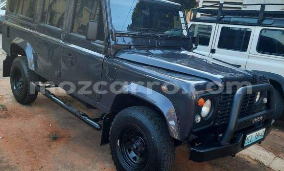 Buy Used Land Rover Defender Other Car in Maputo in Maputo Buy Used Land Rover Defender Other Car in Maputo in Maputo