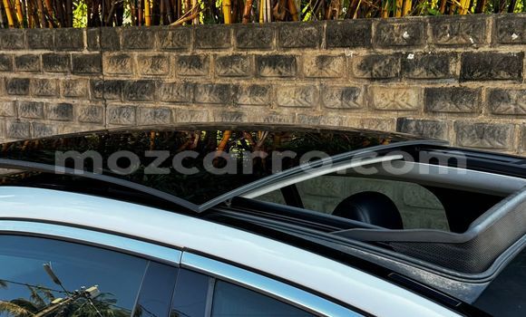 Comprar Usado Mercedes-Benz C180 coupe Branco Carro em Maputo em Maputo Comprar Usado Mercedes-Benz C180 coupe Branco Carro em Maputo em Maputo