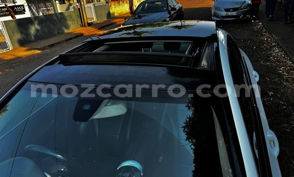 Comprar Usado Mercedes-Benz C180 coupe Branco Carro em Maputo em Maputo Comprar Usado Mercedes-Benz C180 coupe Branco Carro em Maputo em Maputo