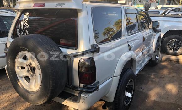 Comprar Usado Toyota Hilux Surf De outros Carro em Maputo em Maputo Comprar Usado Toyota Hilux Surf De outros Carro em Maputo em Maputo