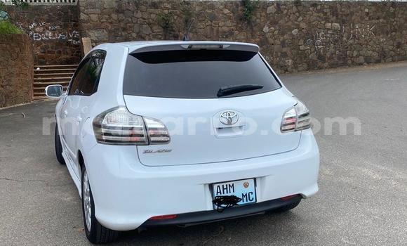 Tenga Tsaru Toyota Blade Chena Mota in Maputo in Maputo Tenga Tsaru Toyota Blade Chena Mota in Maputo in Maputo