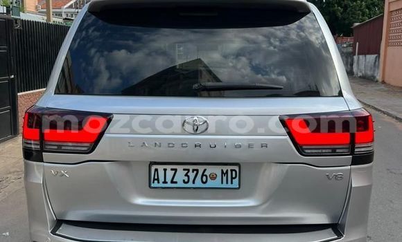 Comprar Novo Toyota Land Cruiser Prata Carro em Maputo em Maputo Comprar Novo Toyota Land Cruiser Prata Carro em Maputo em Maputo