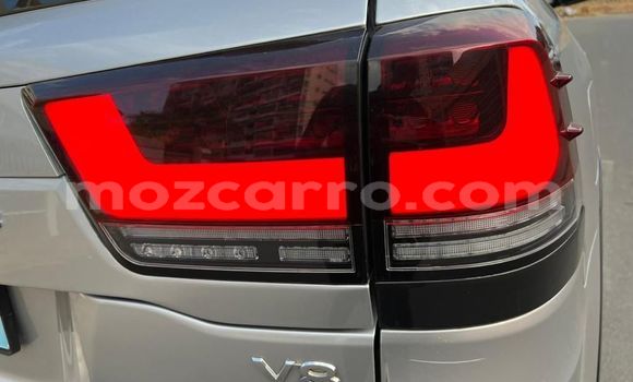 Comprar Novo Toyota Land Cruiser Prata Carro em Maputo em Maputo Comprar Novo Toyota Land Cruiser Prata Carro em Maputo em Maputo