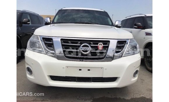 Nunua Imported Nissan Patrol Nyeupe Gari ndani ya Import - Dubai nchini Cabo Delgado Nunua Imported Nissan Patrol Nyeupe Gari ndani ya Import - Dubai nchini Cabo Delgado