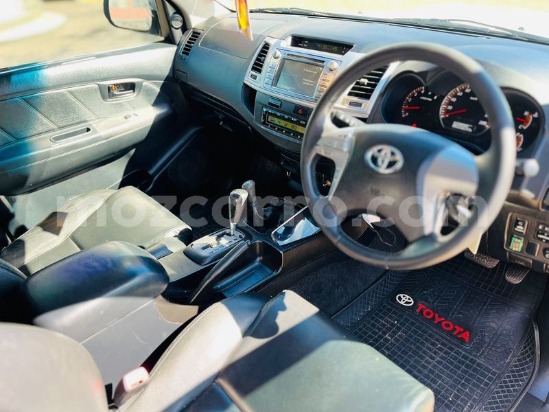 Big with watermark toyota hilux maputo maputo 23991