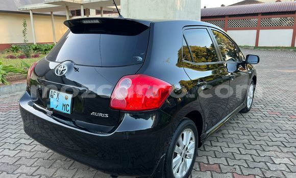 Comprar Usado Toyota Auris Preto Carro em Maputo em Maputo Comprar Usado Toyota Auris Preto Carro em Maputo em Maputo