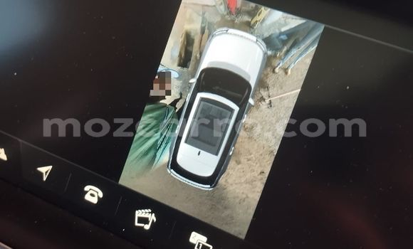 Nunua Ilio tumika Range Rover Range Rover Nyeupe Gari ndani ya Maputo nchini Maputo Nunua Ilio tumika Range Rover Range Rover Nyeupe Gari ndani ya Maputo nchini Maputo