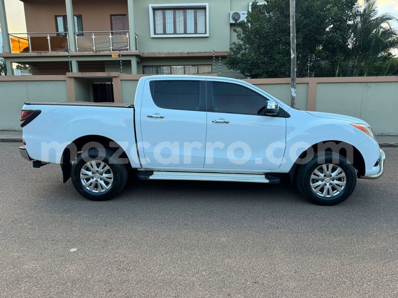 Big with watermark mazda bt 50 maputo maputo 24001