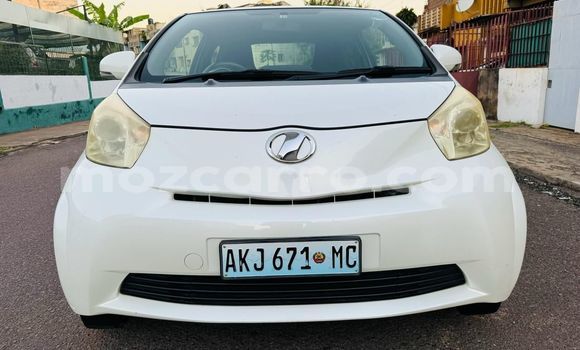 Comprar Usado Toyota iQ Branco Carro em Maputo em Maputo Comprar Usado Toyota iQ Branco Carro em Maputo em Maputo