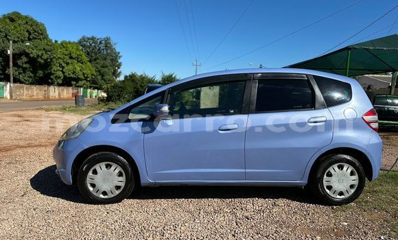 Buy Used Honda Fit Blue Car in Maputo in Maputo Buy Used Honda Fit Blue Car in Maputo in Maputo
