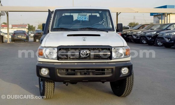 Buy Import Toyota Land Cruiser White Car in Import - Dubai in Cabo Delgado Buy Import Toyota Land Cruiser White Car in Import - Dubai in Cabo Delgado