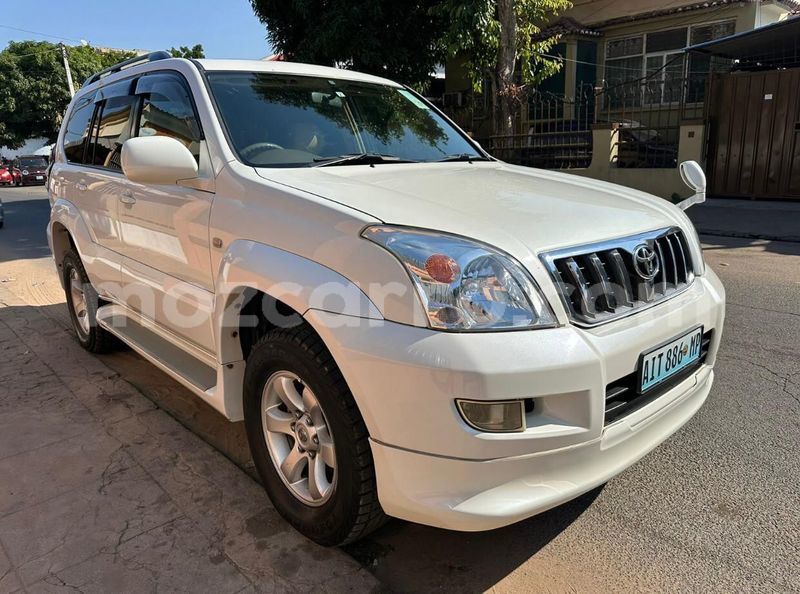 Big with watermark toyota land cruiser prado maputo maputo 24019