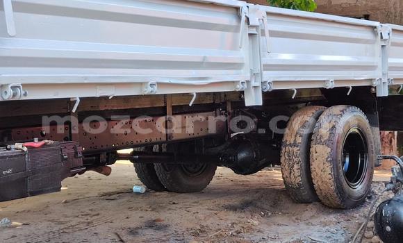 Comprar Usado Mitsubishi FTO Branco Carro em Maputo em Maputo Comprar Usado Mitsubishi FTO Branco Carro em Maputo em Maputo