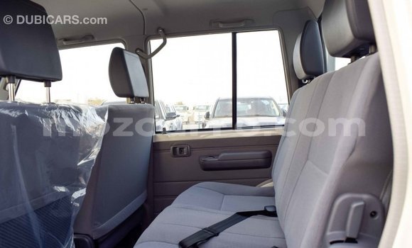 Buy Import Toyota Land Cruiser White Car in Import - Dubai in Cabo Delgado Buy Import Toyota Land Cruiser White Car in Import - Dubai in Cabo Delgado