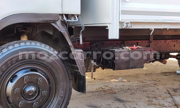 Nunua Ilio tumika Mitsubishi FTO Nyeupe Gari ndani ya Maputo nchini Maputo Nunua Ilio tumika Mitsubishi FTO Nyeupe Gari ndani ya Maputo nchini Maputo